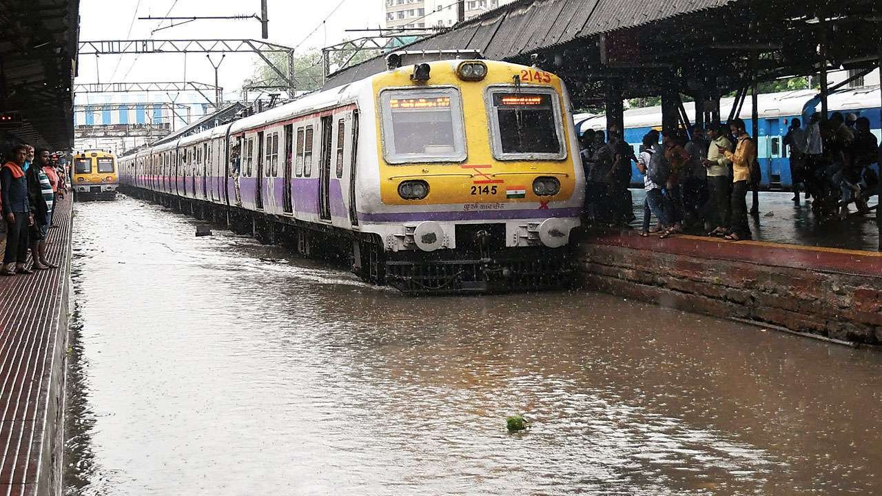 Heavy rains lash parts of Mumbai; local train services hit due to water ...